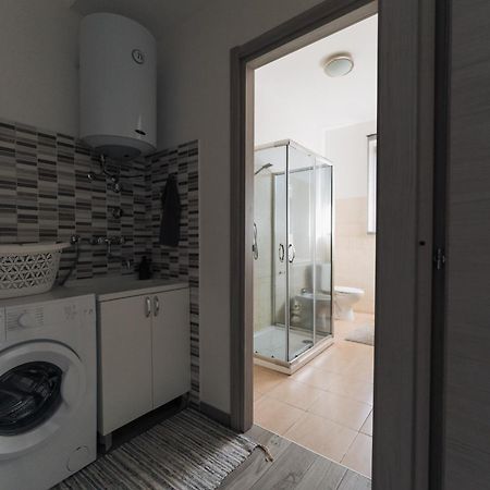 Grey'S Apartment 卡塔尼亚 外观 照片